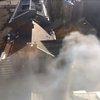 В Киеве горит ресторан возле стадиона Олимпийский (видео)