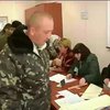 Пораненим у Дніпропетровську привезли виборчі урни у палати (відео)