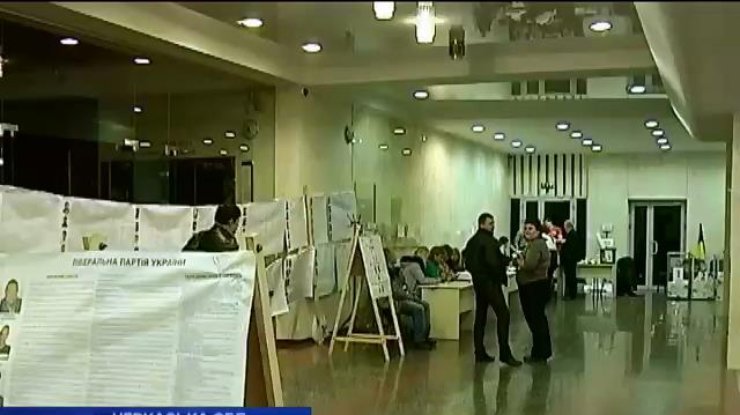 На Черкащині проголосували лише половина виборців