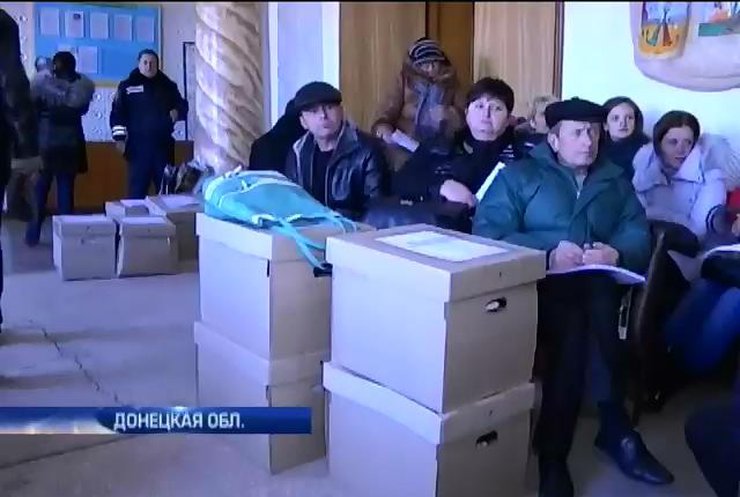 В Волновахе кандидатам в депутаты добавили до тысячи голосов (видео)