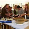 Кияни готували пиріжки та подарунки для військових (відео)