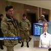 ЦВК охороняють десятки людей у камуфляжі під час підрахунку голосів (відео)