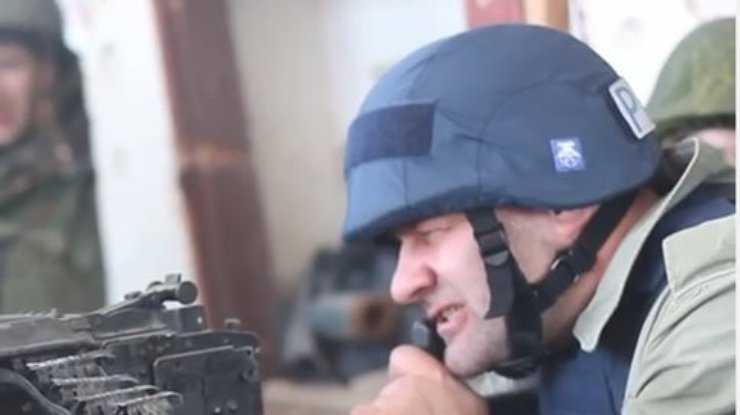 Актер Пореченков стрелял по украинским военным в Донецком аэропорту (фото, видео)