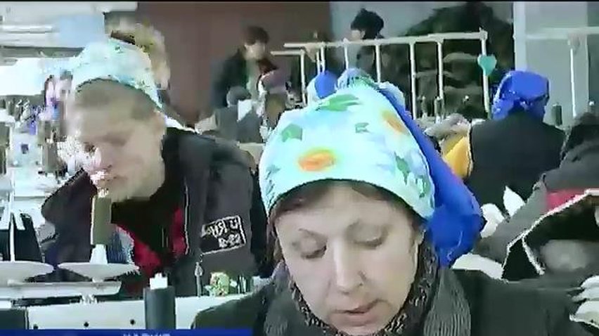 Врятованих жінок з колоній Луганська перевезли до Харкова (відео)