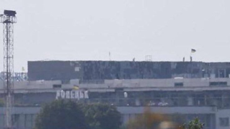 "Киборги" выгнали террористов из нового терминала аэропорта Донецка