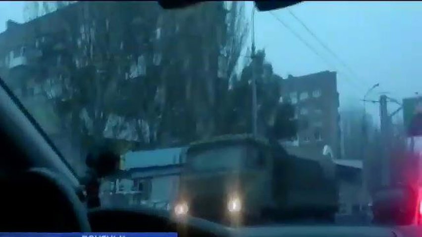 Терористи "Градами" та танками готують напад на Дебальцево