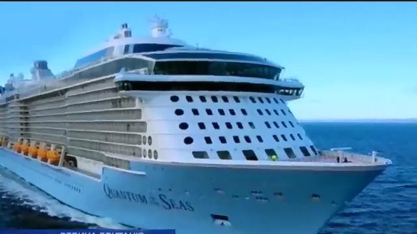 Пасажирам лайнера Quantum of the Seas обіцяют робота-бармена та  симулятор серфінгу (відео)