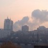 Донецк дрожит от мощных взрывов: горит рынок Соловки (фото, видео)