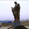 На Полтавщині встановили пам'ятник Покрові Святої Богородиці (відео)