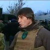 Волонтеры ремонтируют технику военных под Дебальцево