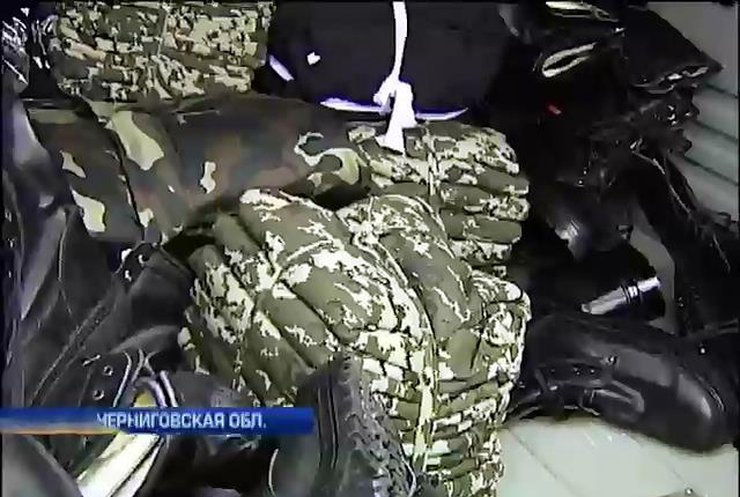 Бойцам из Чернигова передали 50 буржуек и термобелье