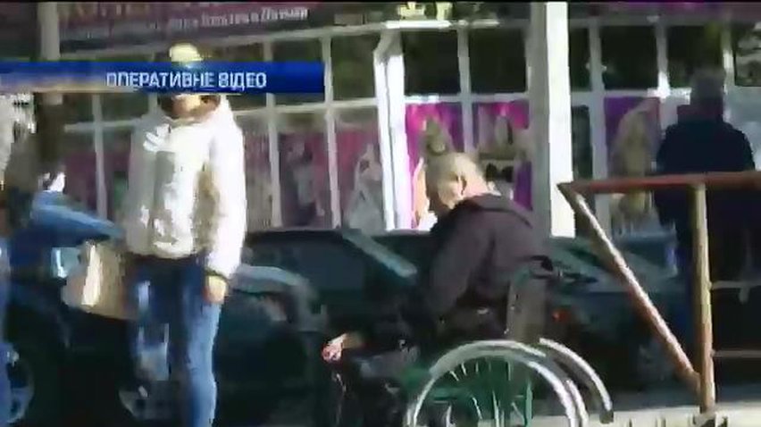 У Миколаєві затримали жінку за торгівлю інвалідами