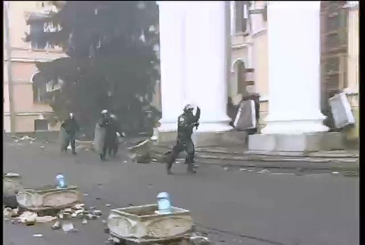 Расстрелы на Майдане спланировали Янукович с сыном