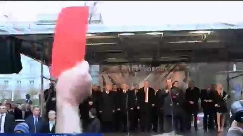 Чехи вимагають від влади допомогти Україні
