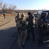 Аэропорт Донецка заблокировали и обстреливают террористы