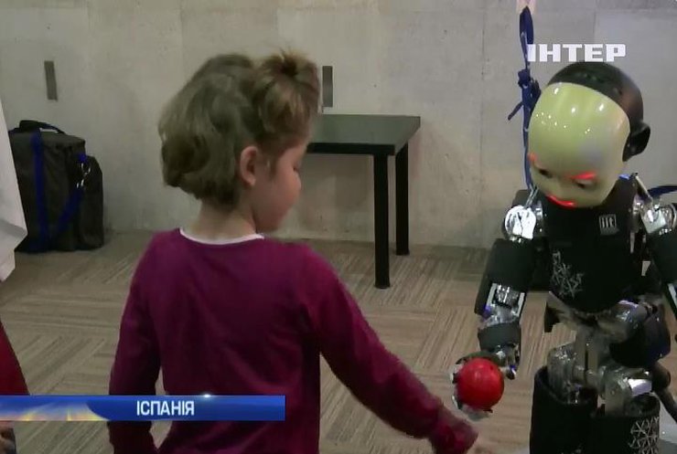 У Мадриді відкрився конгрес роботів-гуманоїдів