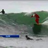 В Італії Санта-Клаус ловив хвилі на дошці