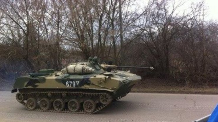 Колонна танков из России зашла в Украину