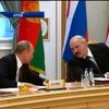 Лукашенко образився на Путіна за санкції