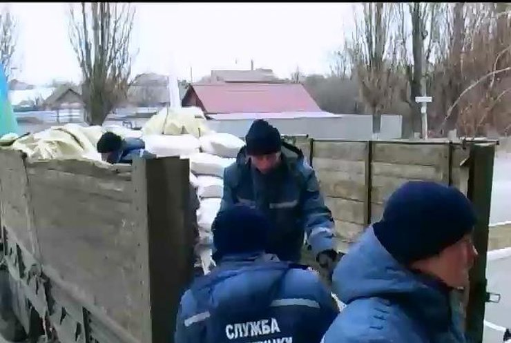 МНС відправили на Донбас 8 тонн гуманітарного вантажу