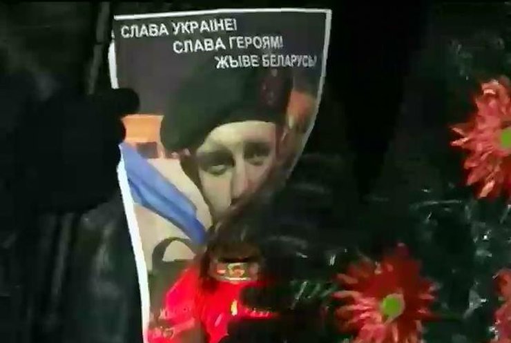Мать Жизневского просит признать его Героем Украины
