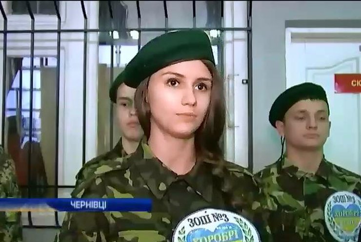 Школярі Буковини змагалися у військовій справі
