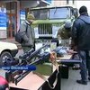 В Івано-Франківську активісти навчають поводженню зі зброєю