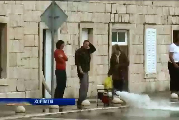 Курорт Хорватії через повені йде під воду