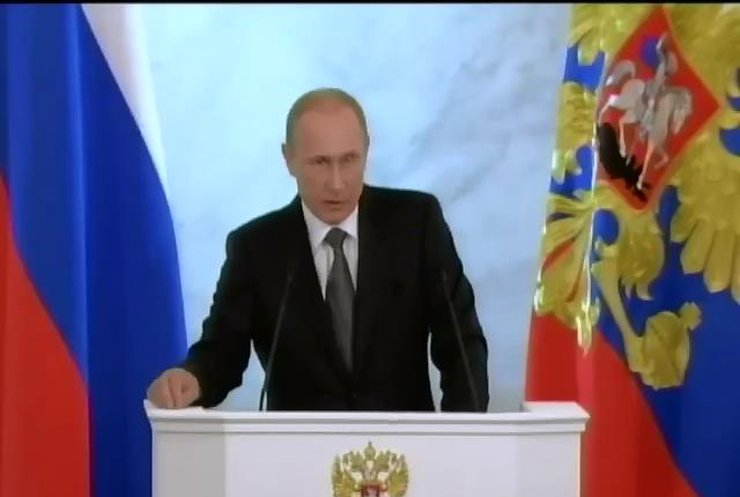 Путін вважає катастрофічними наслідки революції в Україні