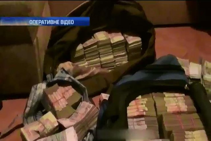На Харківщині знайшли сумки з 15 млн. гривень