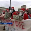 В Італії поліцейських атакували Санта-Клауси (відео)
