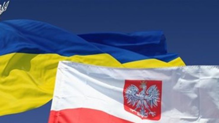 Польша направит в Харьков 40 грузовиков с гуманитарной помощью