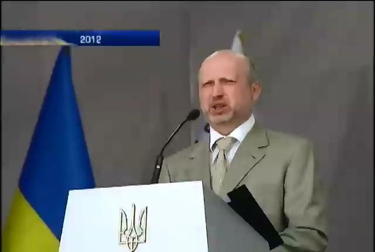 Рада расширит Турчинову полномочия