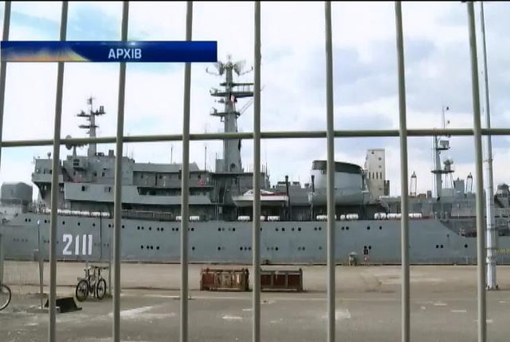 Франція відправляє моряків Росії додому