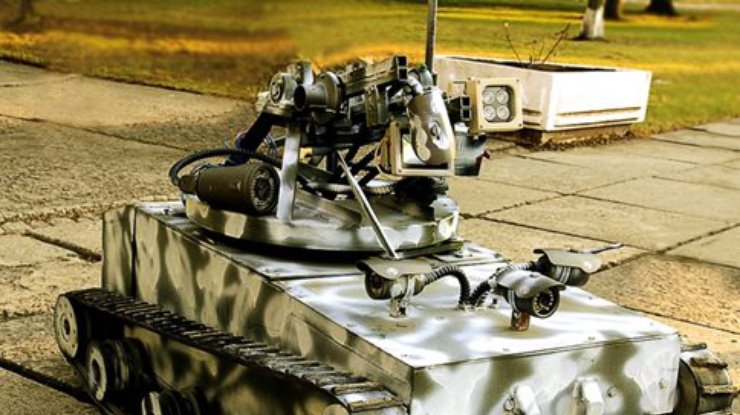 На Донбасс отправили уникальный танк-робот