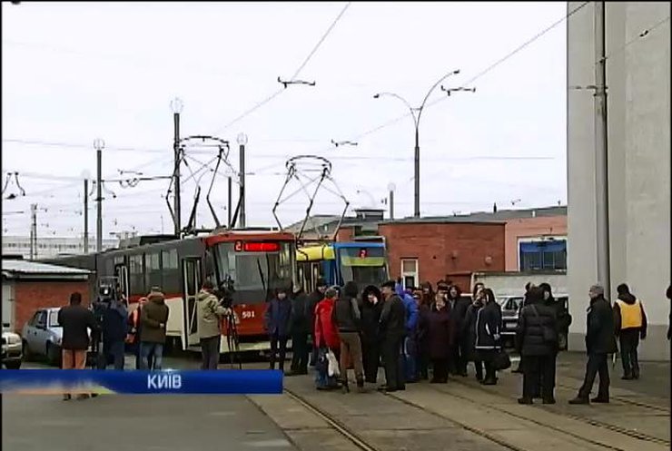 Трамваї Києва сьогодні знову не вийшли на маршрути
