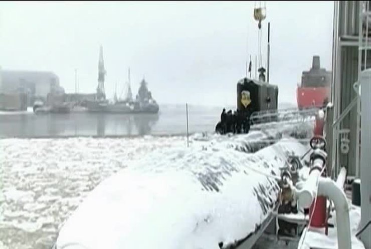 У Криму відкривають частини і готують місце для субмарин