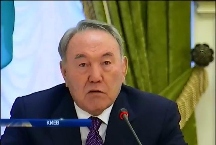 Назарбаев пообещал Украине уголь