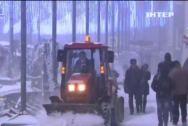 Москву паралізувало снігопадом