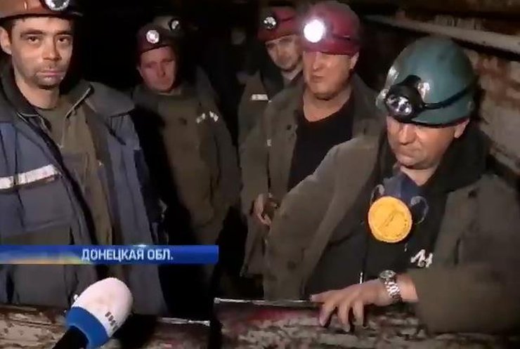 С шахт "Селидоугля" отказываются вывозить тысячи тонн угля