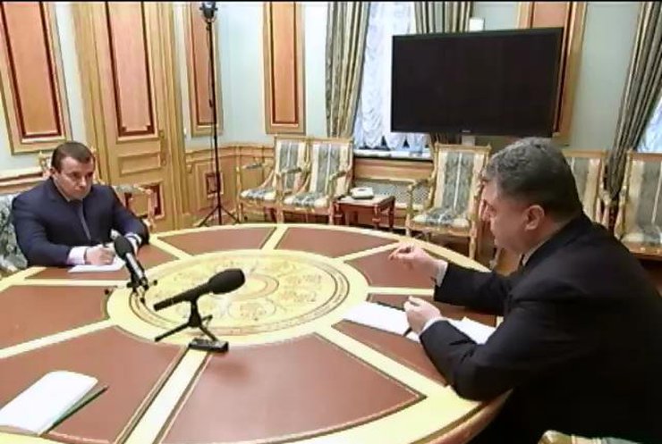 Порошенко против веерных отключений света в Украине