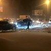 Одесситы выходят из снежных заносов пешком (фото, видео)