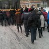 В Кривом Роге из-за снегопада люди идут на работу пешком (фото, видео)