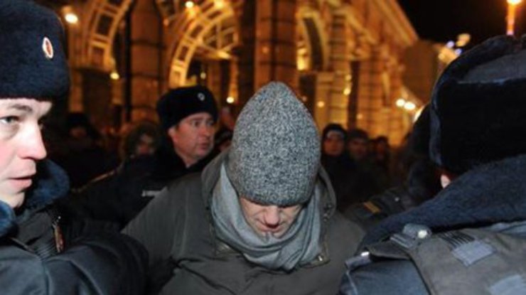Навальный арестован на митинге против Путина