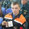 Работник МЧС России убивает людей на Донбассе (фото)