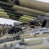 Порошенко передаст на Донбасс 100 единиц бронетехники