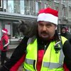 В Виннице прошел веломарафон с участием сотни Дедов Морозов