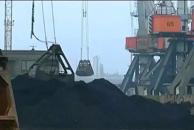 Украина купила еще 160 тонн угля из ЮАР