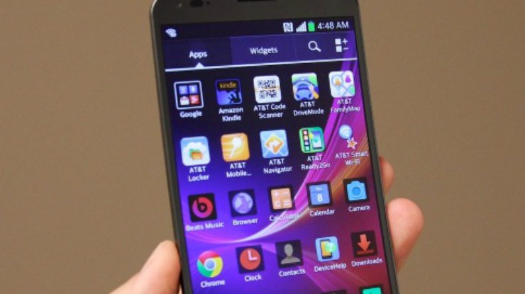 LG выпустит гибкие смартфоны Flex 2 в январе (фото)