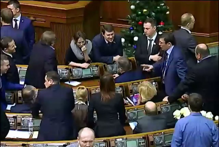 Рада разрешит арестовывать судей и доработает госбюджет